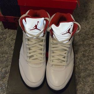 Air Jordan 5 Retro